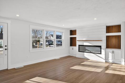 16 Carolyn Lane Falmouth MA 02536