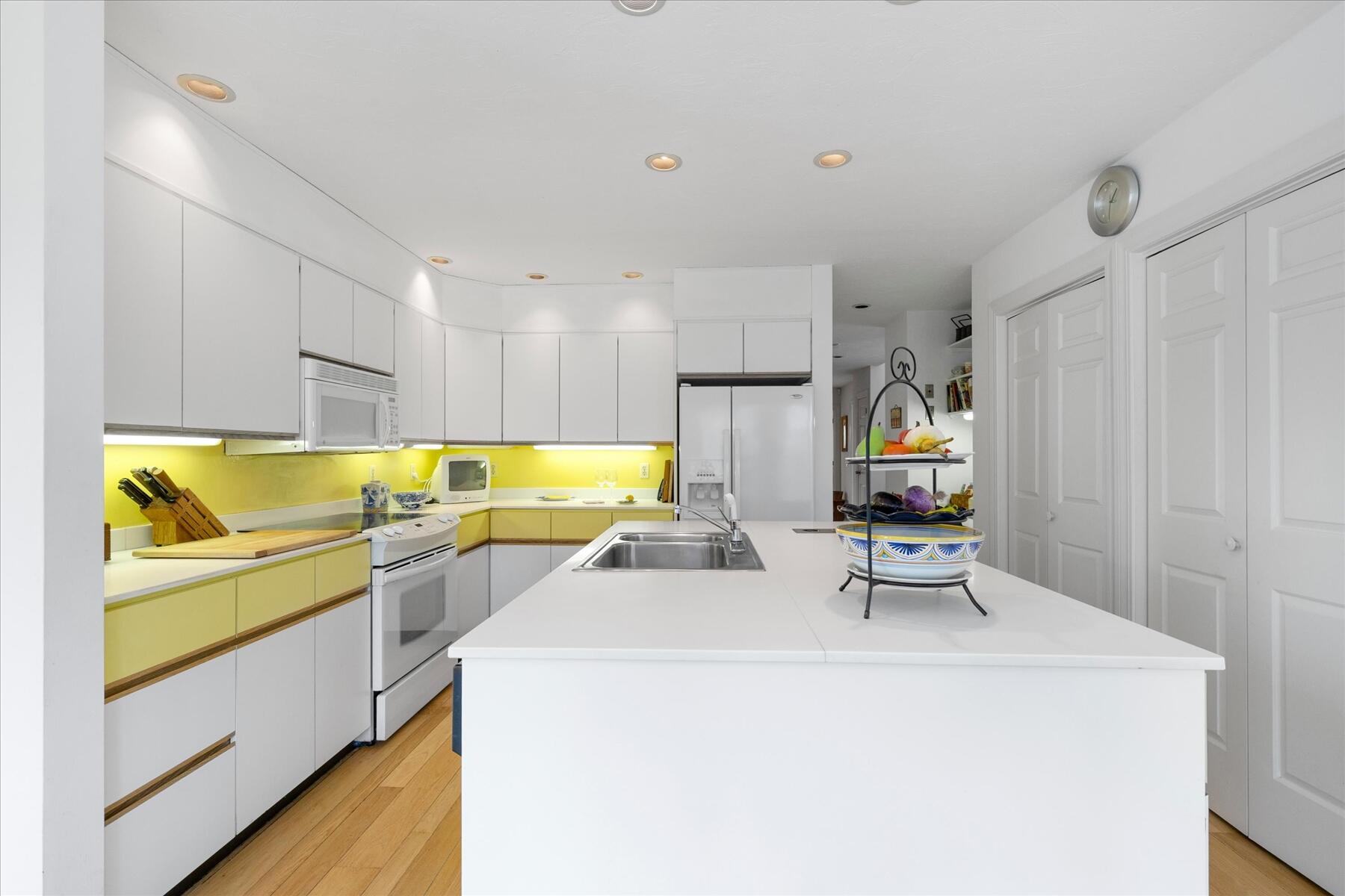 11 Joyce Circle East Dennis MA 02641