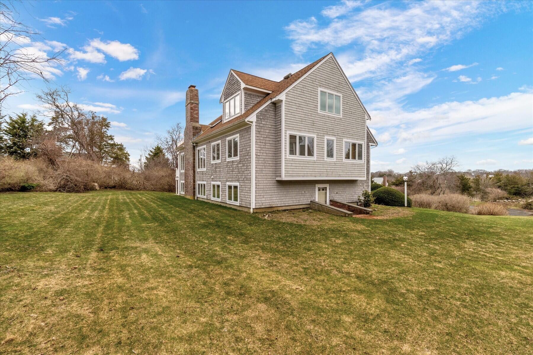 11 Joyce Circle East Dennis MA 02641