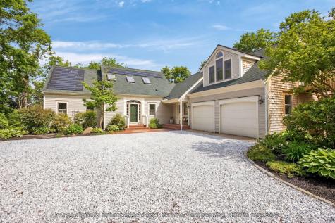 7 Little Cove Lane Orleans MA 02653