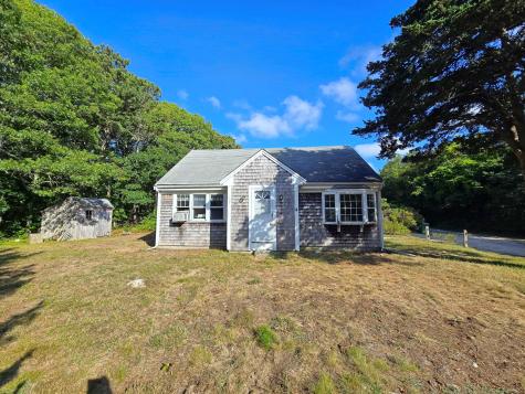 18 Cole Place Orleans MA 02653