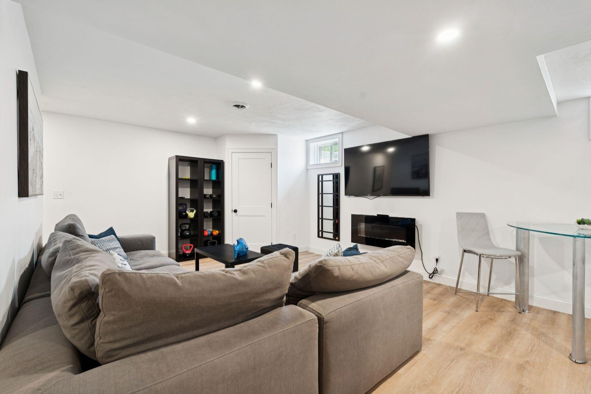 140 Broken Bow Lane Falmouth MA 02536