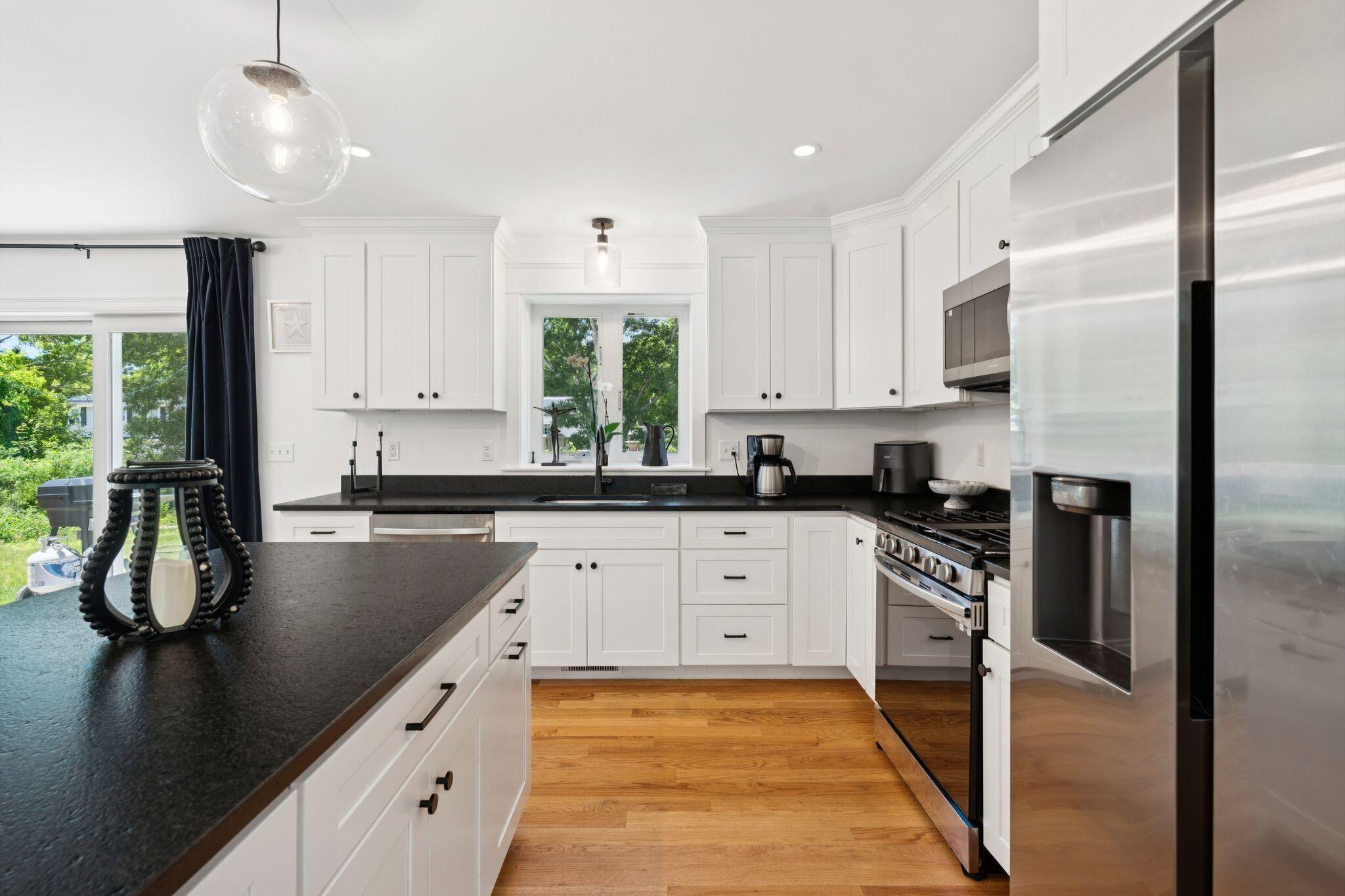 140 Broken Bow Lane Teaticket MA 02536