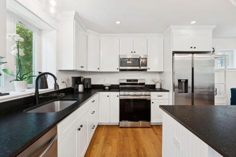 140 Broken Bow Lane Falmouth MA 02536