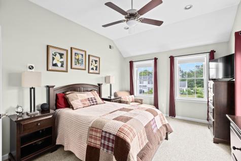 23 Settlers Way Bourne MA 02532