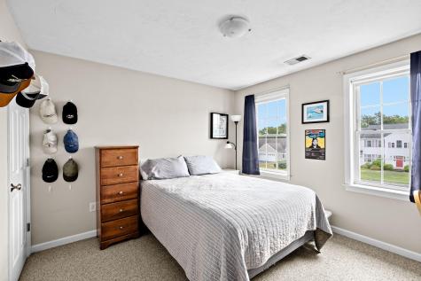 23 Settlers Way Bourne MA 02532