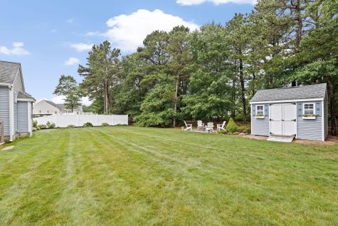 23 Settlers Way Bourne MA 02532