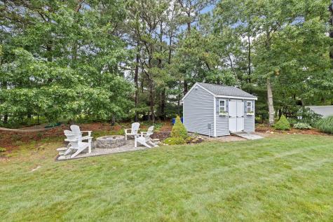 23 Settlers Way Bourne MA 02532
