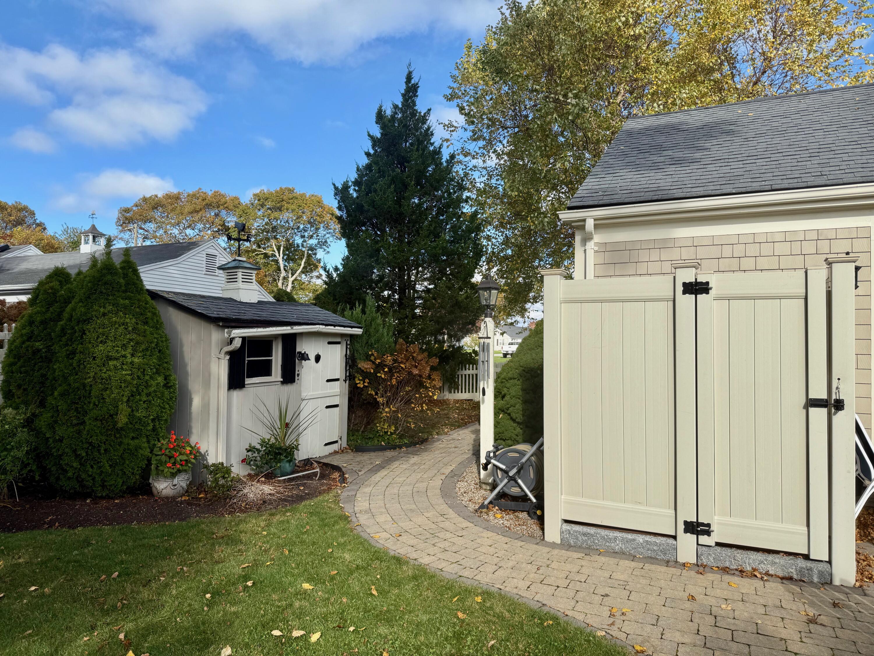 91 Chipping Green Circle Yarmouth MA 02664