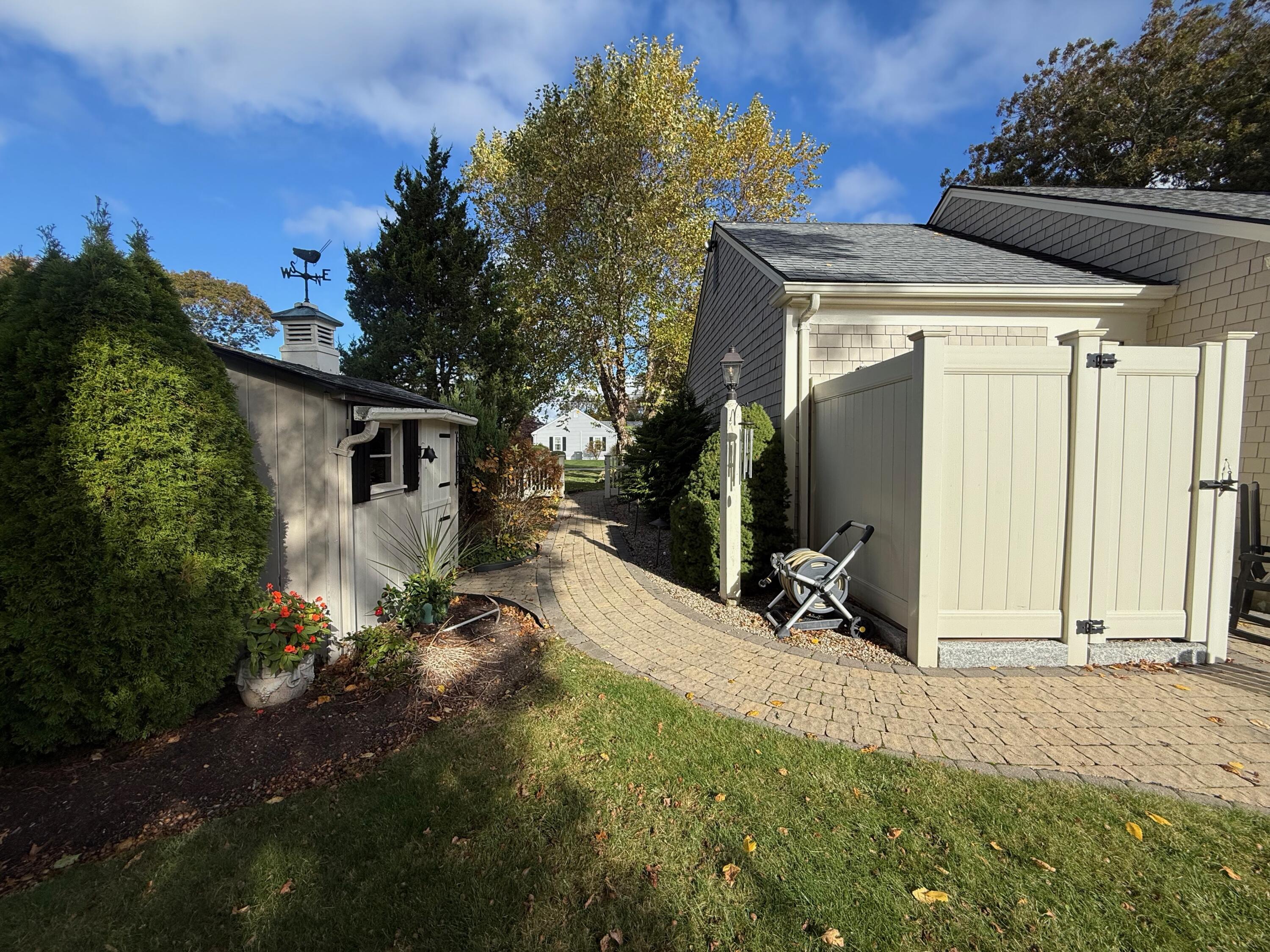 91 Chipping Green Circle Yarmouth MA 02664