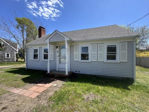 11 Rogers Way Dennis MA 02639
