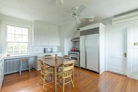 58 Harrisburg Avenue Falmouth MA 02540