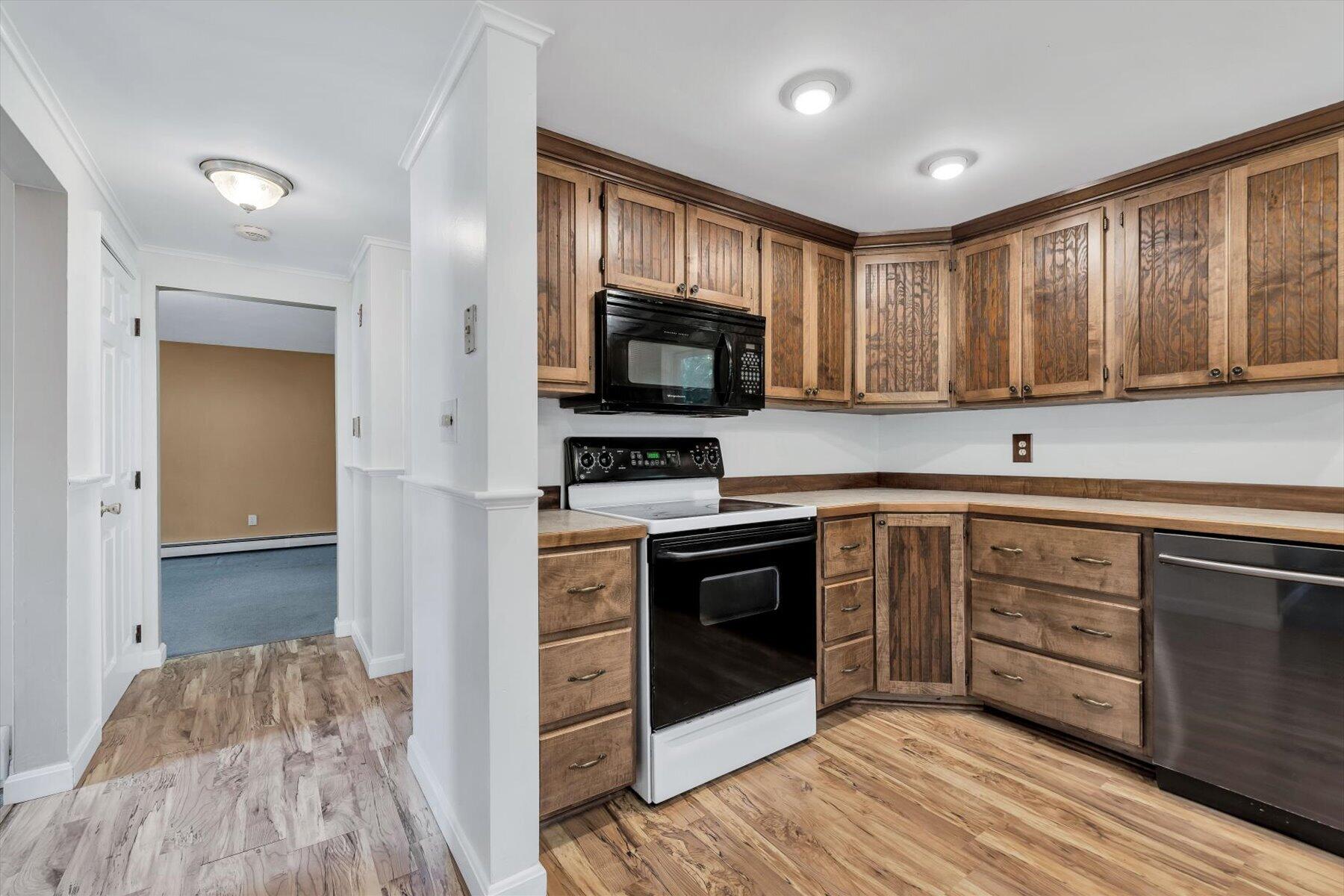 18 Fordham Road East Falmouth MA 02536