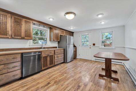 18 Fordham Road East Falmouth MA 02536