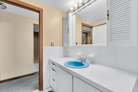 18 Fordham Road East Falmouth MA 02536