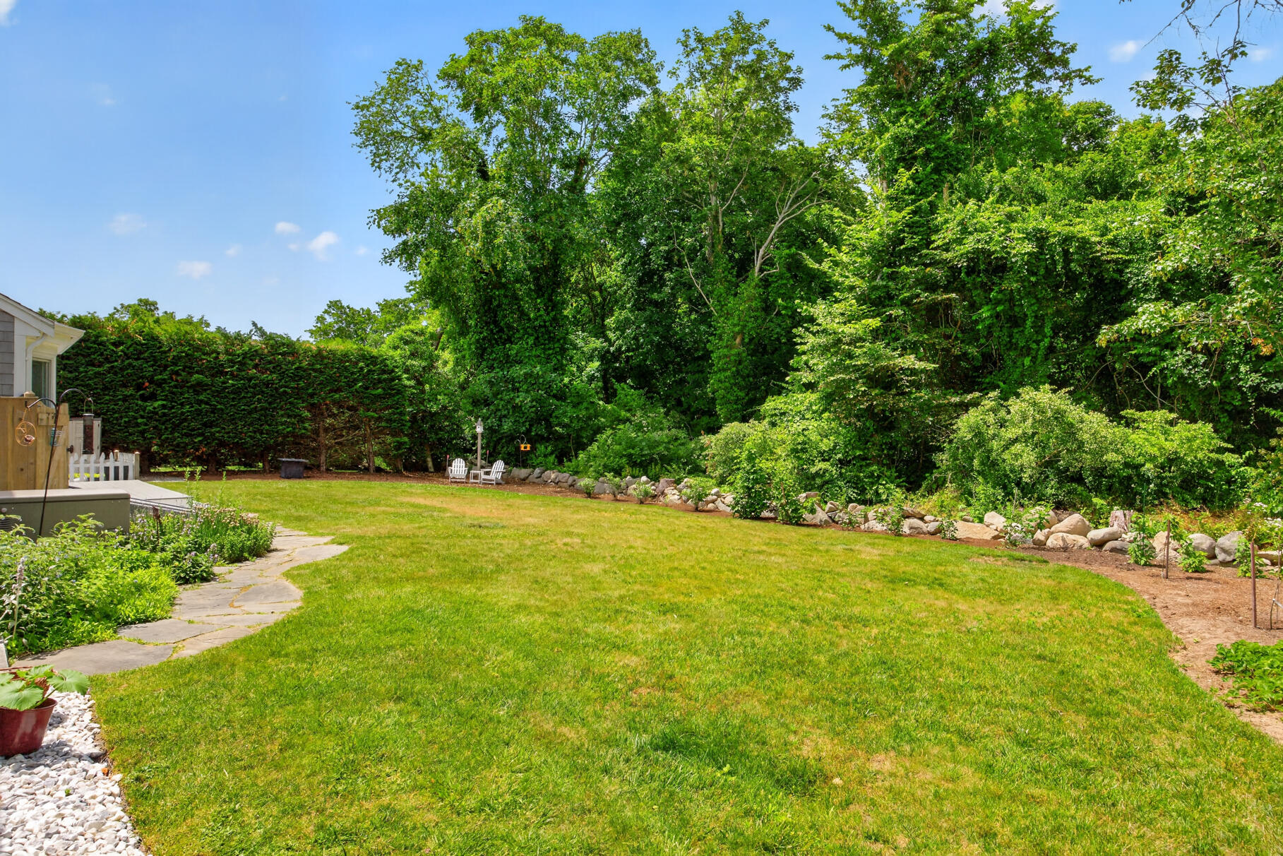 25 Gingerbread Lane Yarmouth MA 02675