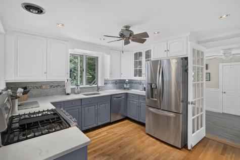 25 Gingerbread Lane Yarmouth MA 02675