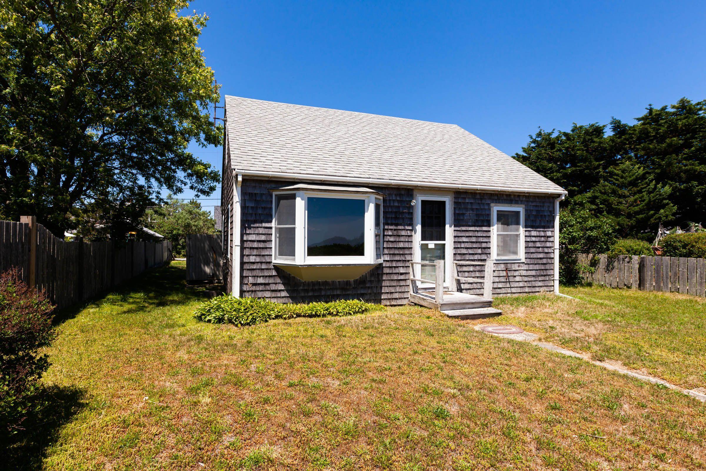 5 Winston Court Provincetown MA 02657