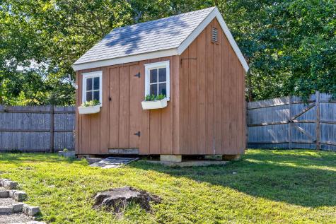27 Mcguerty Road Brewster MA 02631