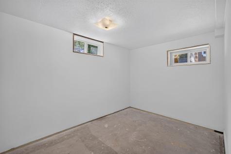 27 Mcguerty Road Brewster MA 02631