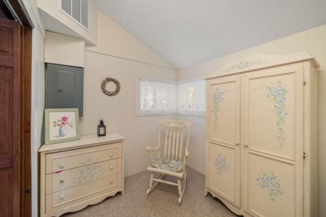 20 East Road Mashpee MA 02649