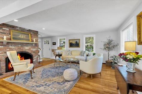 27 Crestview Drive Sandwich MA 02537