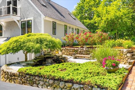 27 Crestview Drive Sandwich MA 02537