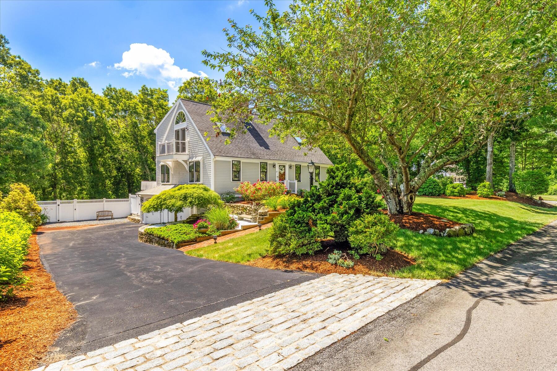27 Crestview Drive East Sandwich MA 02537