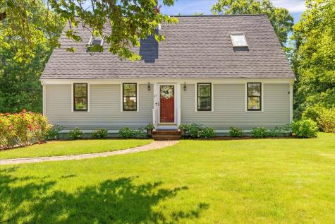 27 Crestview Drive Sandwich MA 02537