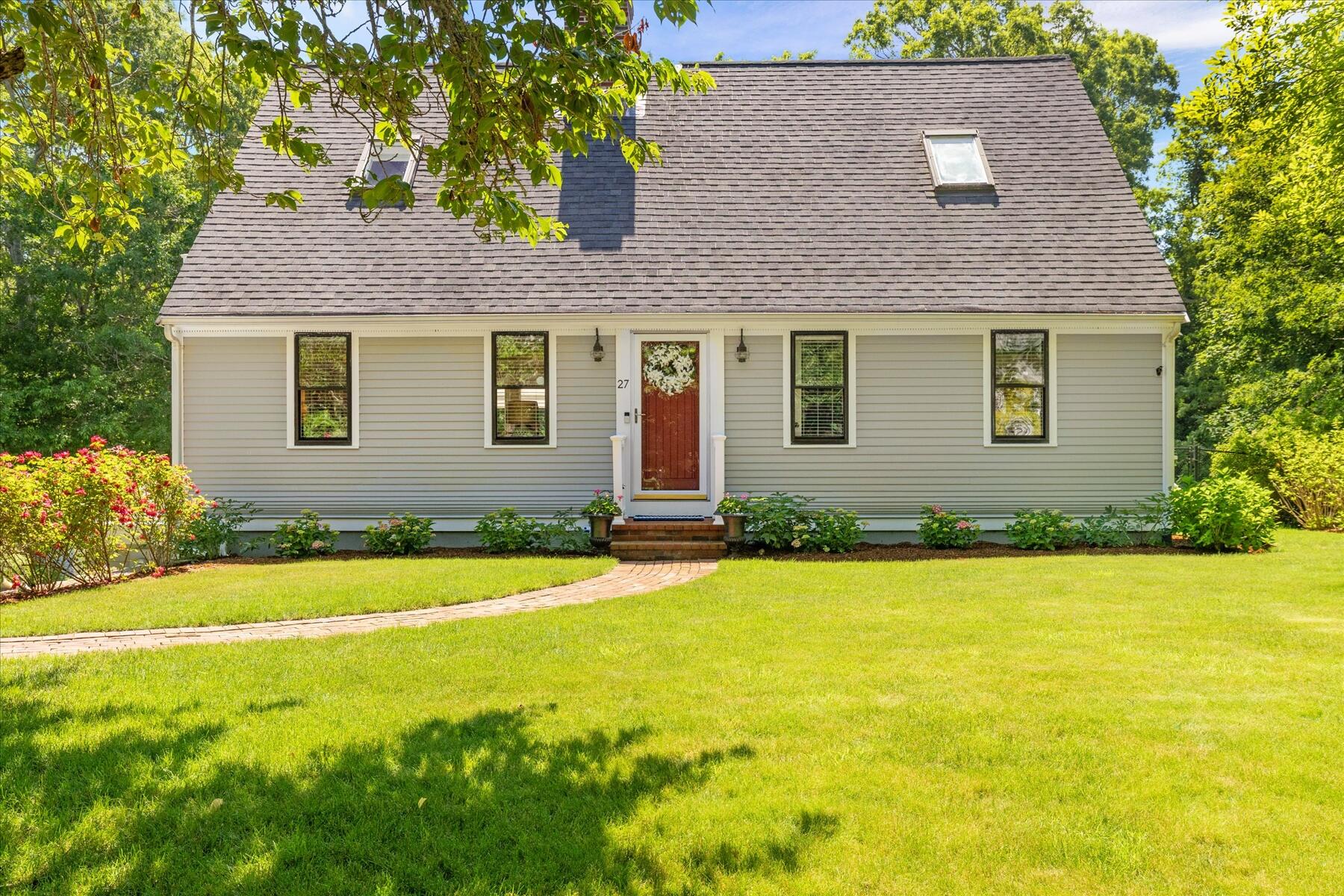 27 Crestview Drive Sandwich MA 02537