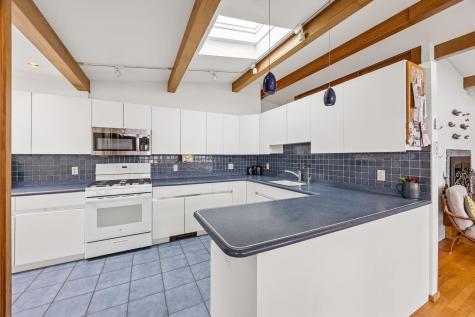 5 Great Hills Road Truro MA 02666