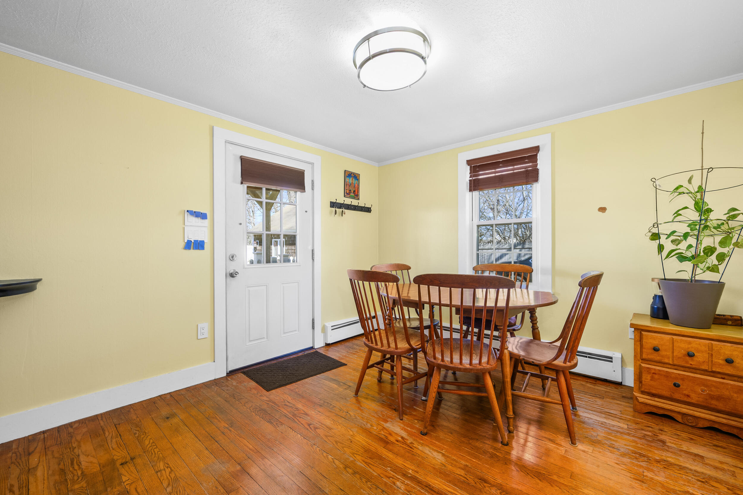22 Annette Avenue Falmouth MA 02536