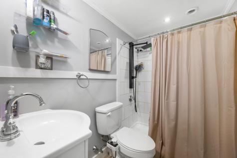 22 Annette Avenue Falmouth MA 02536