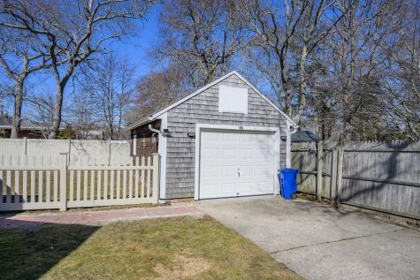 22 Annette Avenue Falmouth MA 02536