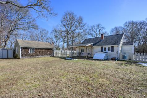 22 Annette Avenue Falmouth MA 02536