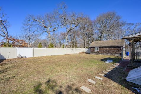 22 Annette Avenue Falmouth MA 02536