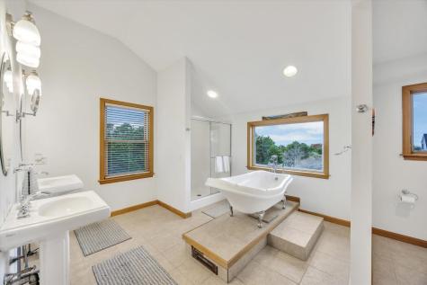 128 Shore Road Truro MA 02666