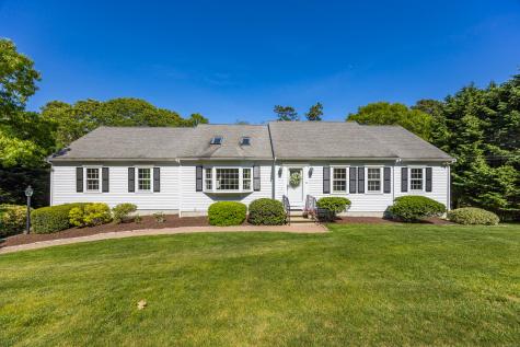 18 Curve Hill Road Yarmouth MA 02664