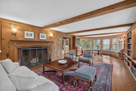80 Gansett Road Woods Hole MA 02543
