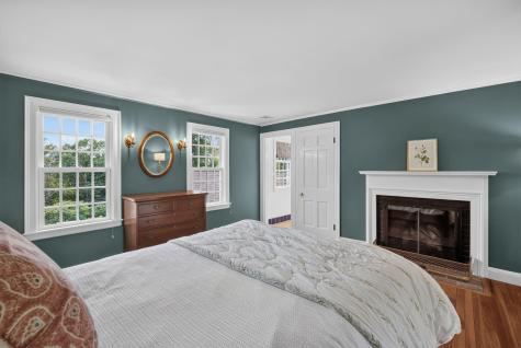 80 Gansett Road Woods Hole MA 02543