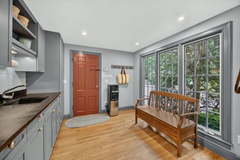 80 Gansett Road Woods Hole MA 02543