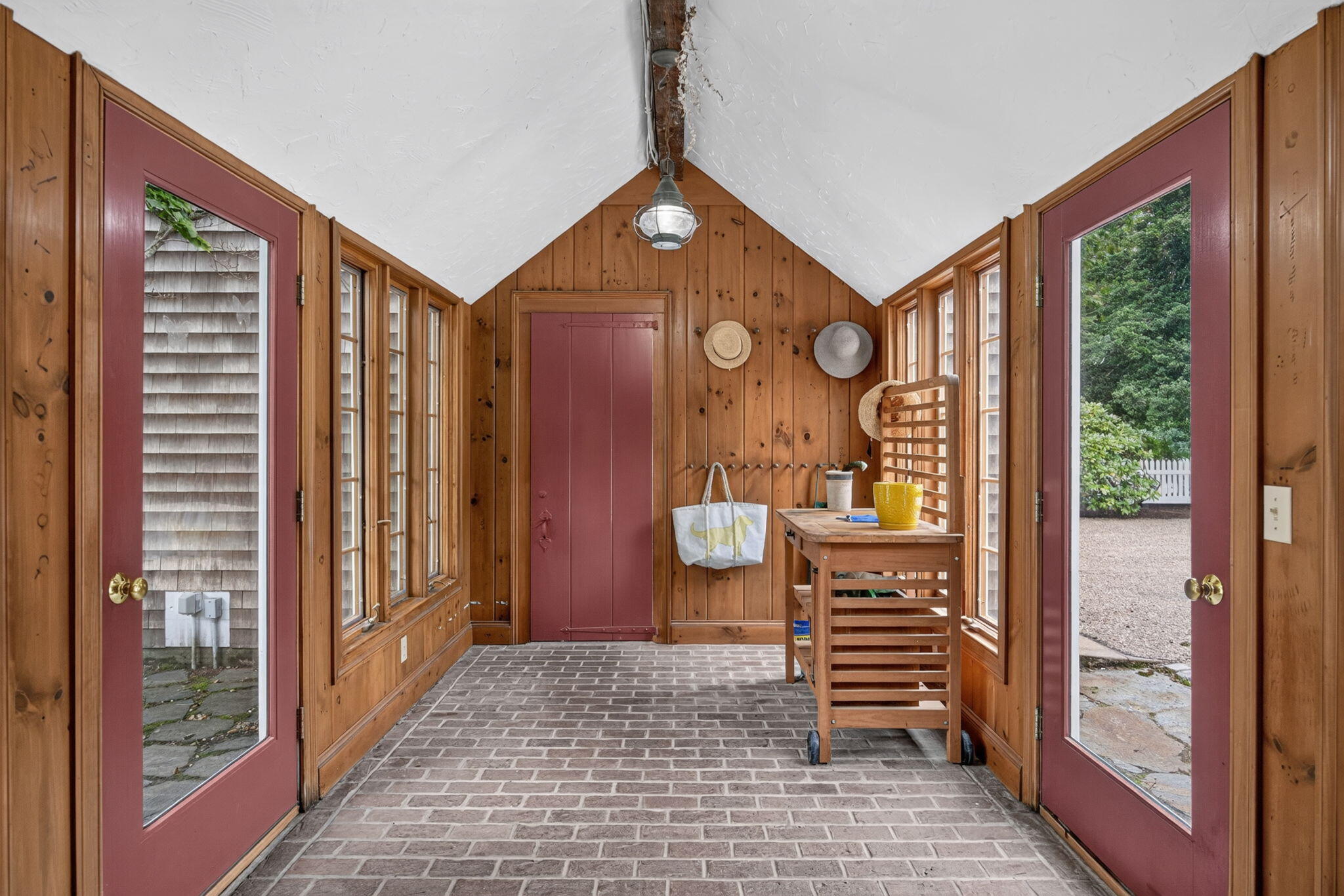 80 Gansett Road Woods Hole MA 02543