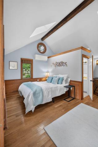 80 Gansett Road Woods Hole MA 02543