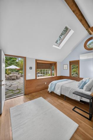 80 Gansett Road Woods Hole MA 02543
