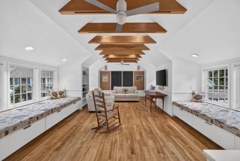 80 Gansett Road Woods Hole MA 02543