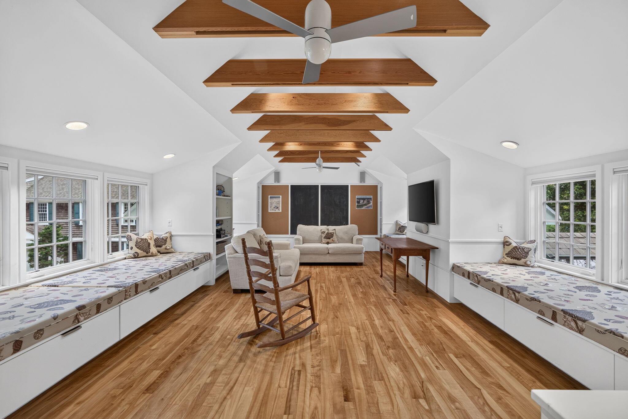 80 Gansett Road Woods Hole MA 02543