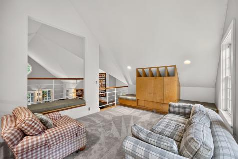 80 Gansett Road Woods Hole MA 02543