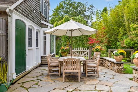 80 Gansett Road Woods Hole MA 02543