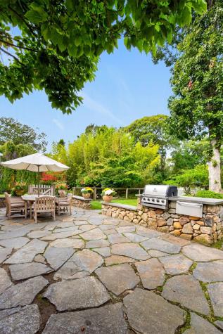 80 Gansett Road Woods Hole MA 02543