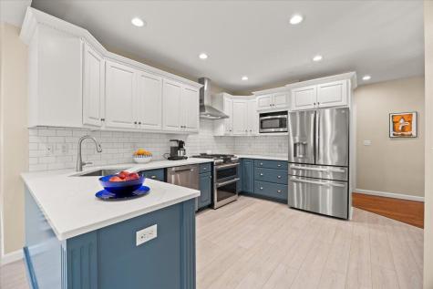 2 Boulder Road Bourne MA 02534
